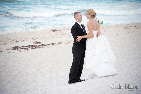 Best Vero Beach Hotel and Spa Wedding photographer - Sandra Johnson (SJFoto.com)